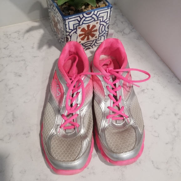 👟FILA RUN SNEAKERS - Picture 2 of 7